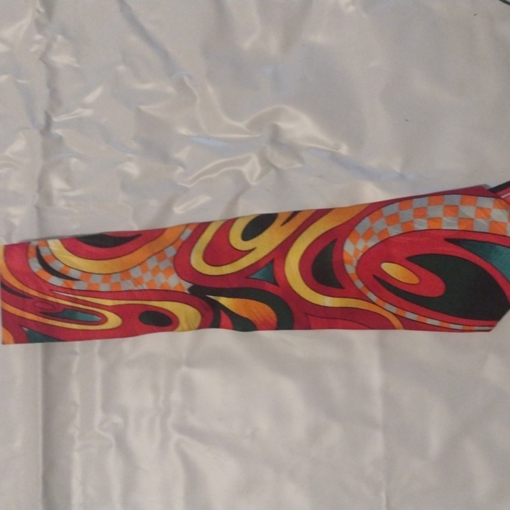 2 designer ties - Picture 4 of 4
